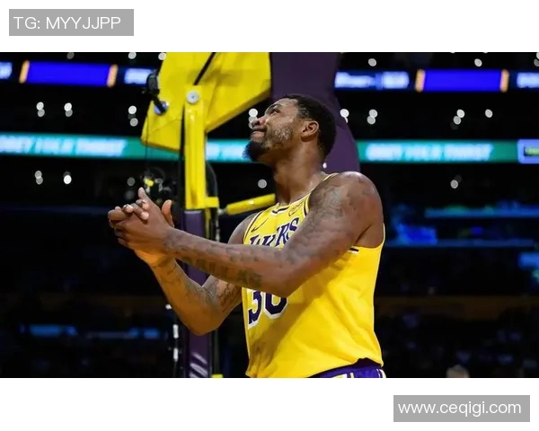 东部鱼腩急需补强火力，勇士神经刀成目标，湖人旧将后卫亦进入考量名单